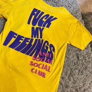 worn once antisocial social club t-shirt